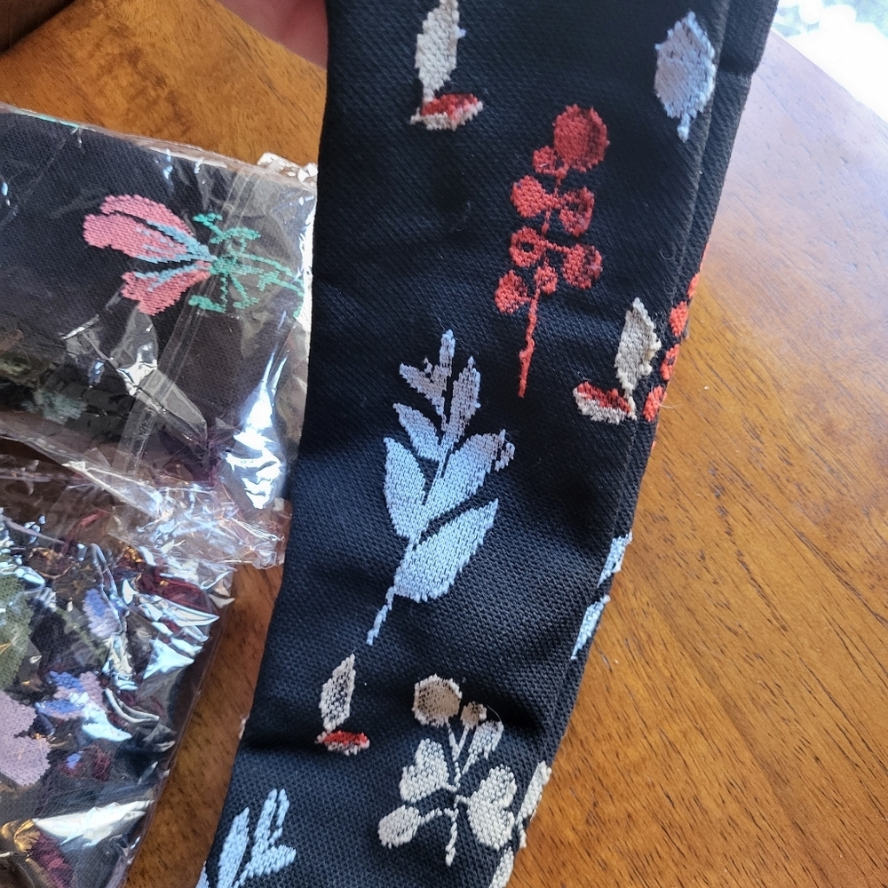 Three Floral Patterned Compression Socks - Picture 3 of 6